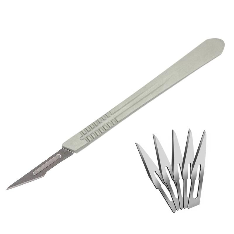 Scalpel for cutting and decorating leather